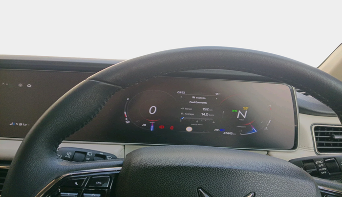 2024 Mahindra XUV700 AX 7 LUXURY D MT 7 STR, Diesel, Manual, 47,443 km, interior