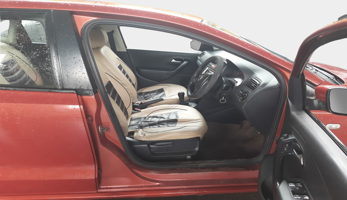 2014 Volkswagen Polo COMFORTLINE 1.2L, Diesel, Manual, 1,31,113 km, interior