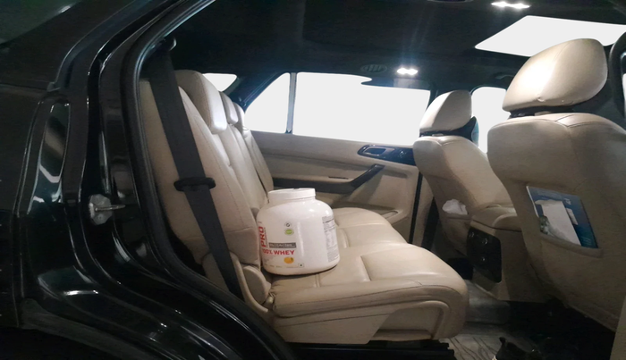 2020 Ford Endeavour TITANIUM PLUS 2.0 4X2 AT SUNROOF, Diesel, Automatic, 77,696 km, interior