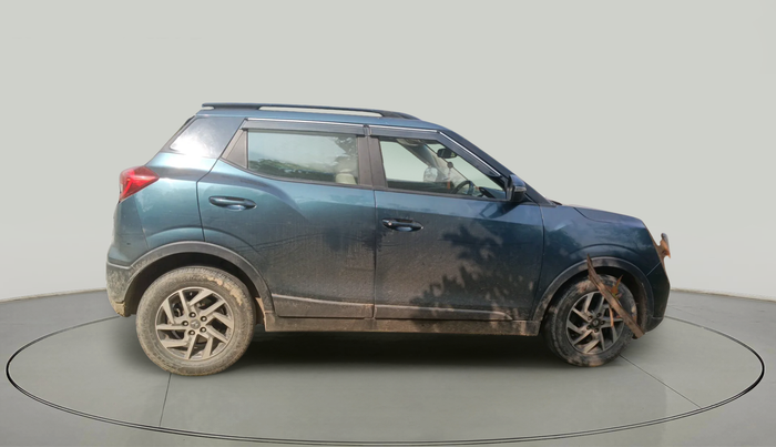 2022 Mahindra XUV300 W8 (O) 1.5 DIESEL, Diesel, Manual, 47,911 km, exterior