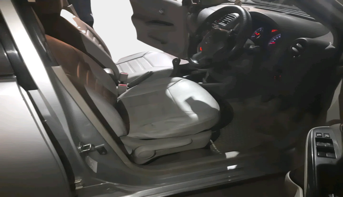 2012 Nissan Sunny XV DIESEL, Diesel, Manual, 2,47,388 km, interior