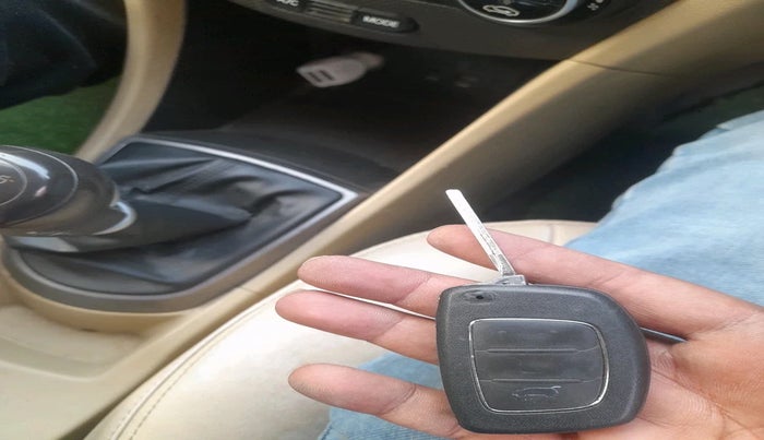 2016 Hyundai Verna 1.6 CRDI SX, Diesel, Manual, 1,14,854 km, interior