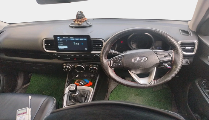 2020 Hyundai VENUE SX 1.5 CRDI, Diesel, Manual, 1,50,542 km, interior