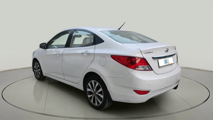 2013 Hyundai Verna FLUIDIC 1.6 CRDI SX, Diesel, Manual, 70,741 km, exterior