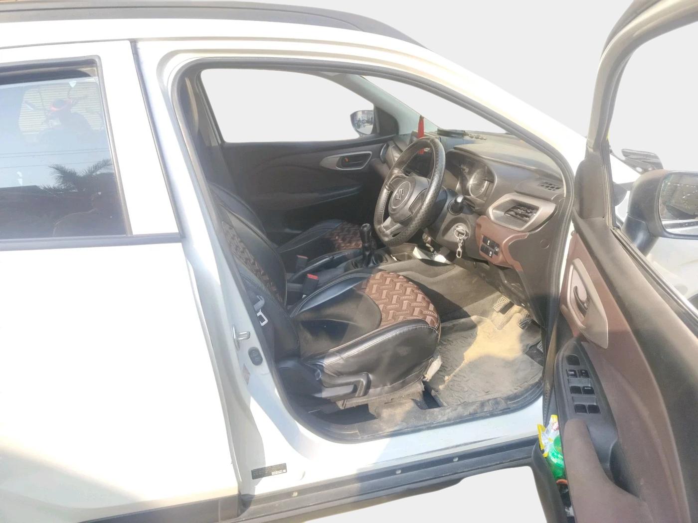 2023 Maruti FRONX SIGMA 1.2 MT, Petrol, Manual, 78,526 km, interior