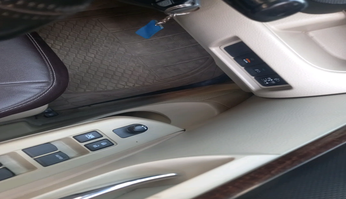 2013 Maruti Swift Dzire VXI, Petrol, Manual, 82,208 km, interior