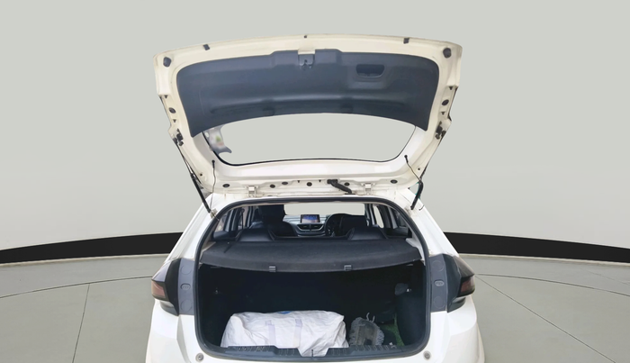 2023 Tata ALTROZ XM PLUS PETROL, Petrol, Manual, 35,615 km, exterior