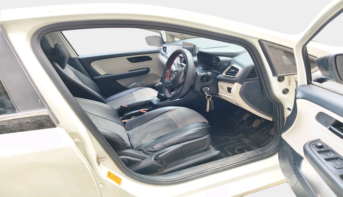 2023 Tata ALTROZ XM PLUS PETROL, Petrol, Manual, 35,615 km, interior