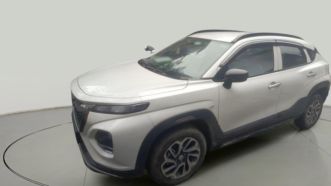 2024 Maruti FRONX SIGMA 1.2 MT, Petrol, Manual, 11,000 km, exterior
