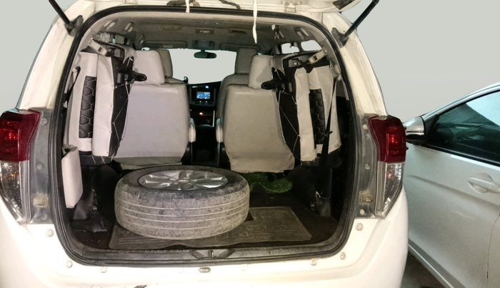 2018 Toyota Innova Crysta 2.4 G 7 STR, Diesel, Manual, 79,588 km, exterior