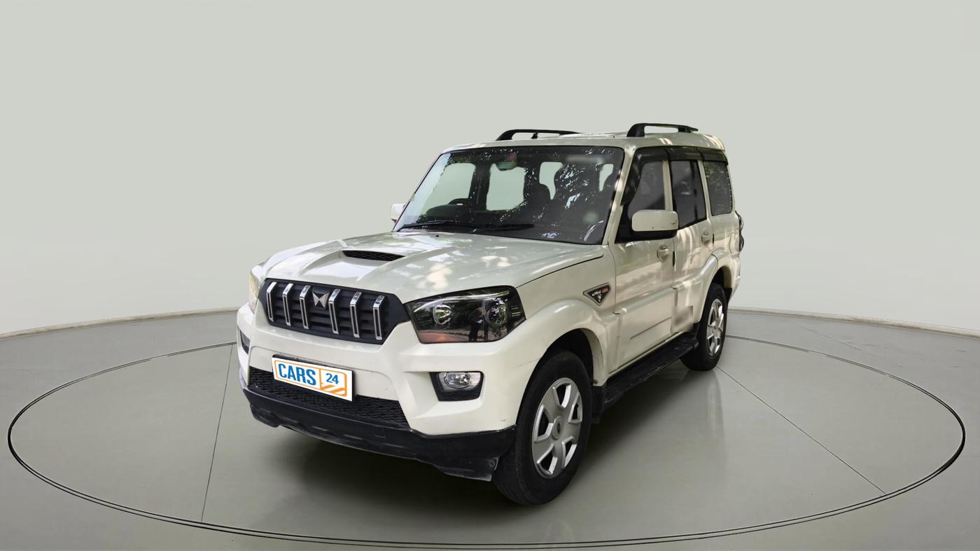 2016 Mahindra Scorpio S6 PLUS, Diesel, Manual, 1,52,856 km, exterior