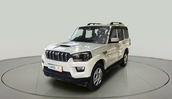 2016 Mahindra Scorpio S6 PLUS, Diesel, Manual, 1,52,856 km, exterior