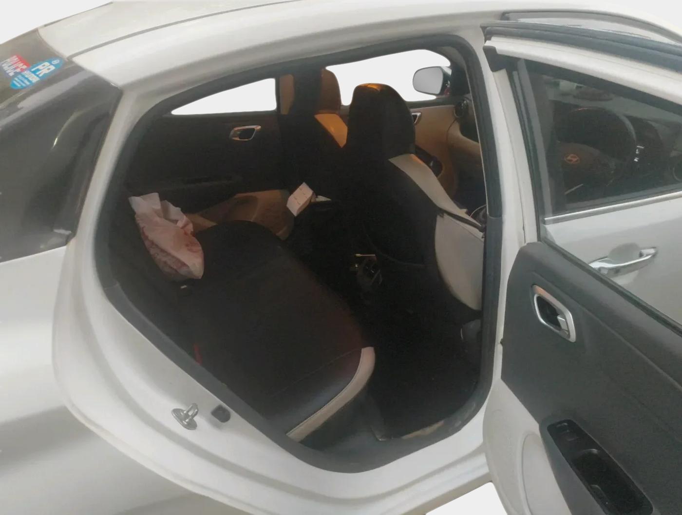 2024 Hyundai AURA SX 1.2 CNG, Petrol, Manual, 49,543 km, interior