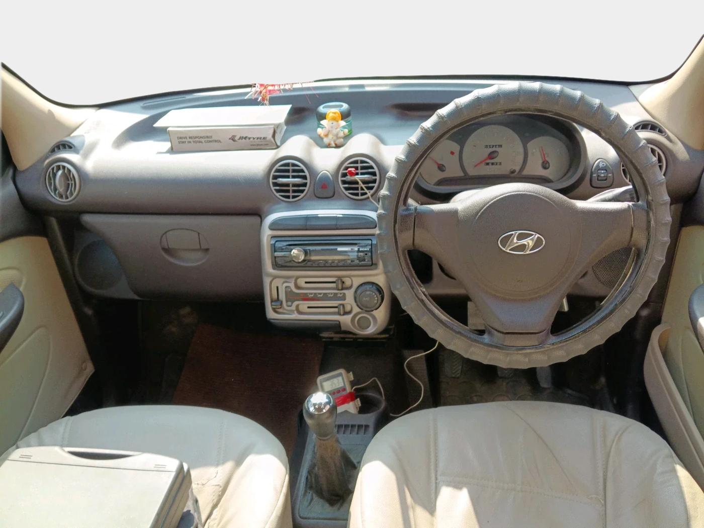 2011 Hyundai Santro Xing GL PLUS, Petrol, Manual, 37,498 km, interior