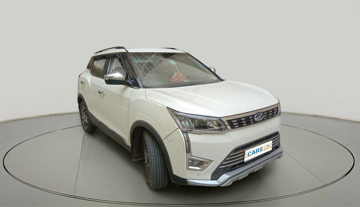 2022 Mahindra XUV300 W8 (O) 1.2 PETROL, Petrol, Manual, 63,729 km, exterior