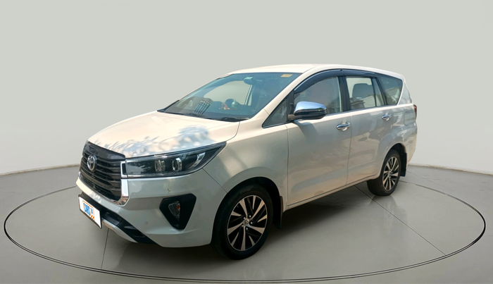 2022 Toyota Innova Crysta 2.4 ZX 7 STR, Diesel, Manual, 40,000 km, exterior