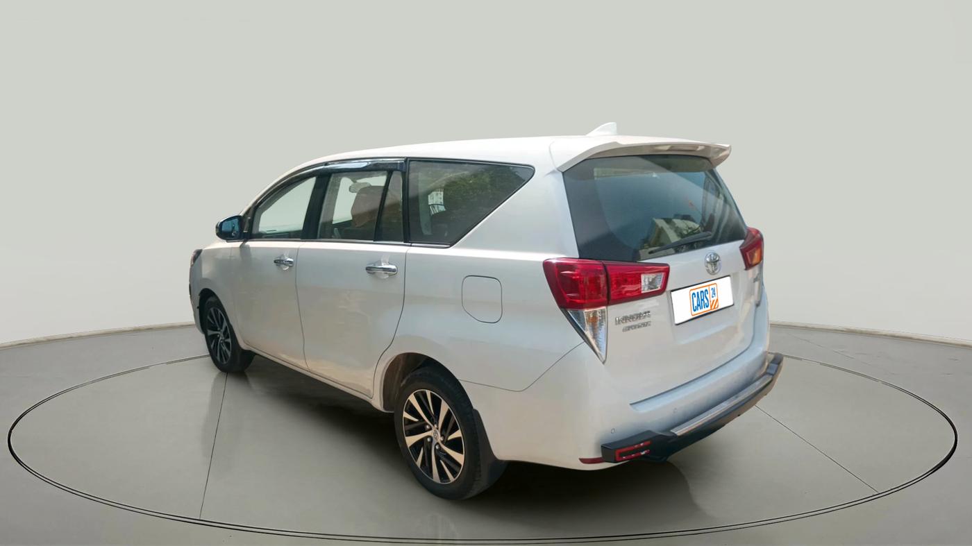 2022 Toyota Innova Crysta 2.4 ZX 7 STR, Diesel, Manual, 40,000 km, exterior