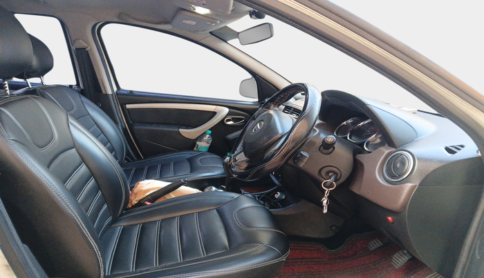 2017 Nissan Terrano XL D PLUS, Diesel, Manual, 92,854 km, interior