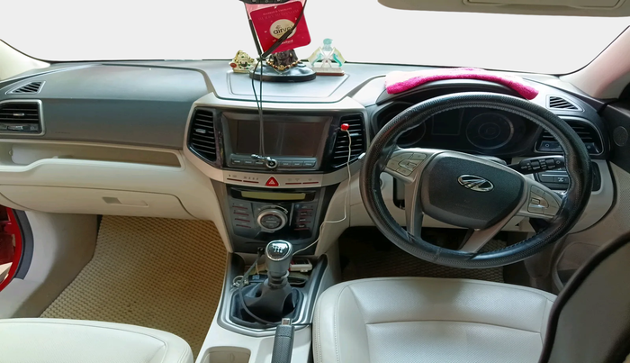 2019 Mahindra XUV300 W8 (O) 1.2 PETROL, Petrol, Manual, 65,581 km, interior