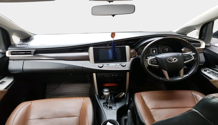 2017 Toyota Innova Crysta 2.8 ZX AT 7 STR, Diesel, Automatic, 1,36,189 km, interior