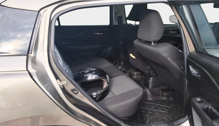 2025 Maruti Swift VXi, Petrol, Manual, 3,868 km, interior