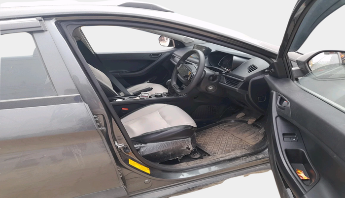 2025 Tata NEXON SMART 1.2 PETROL, Petrol, Manual, 6,998 km, interior