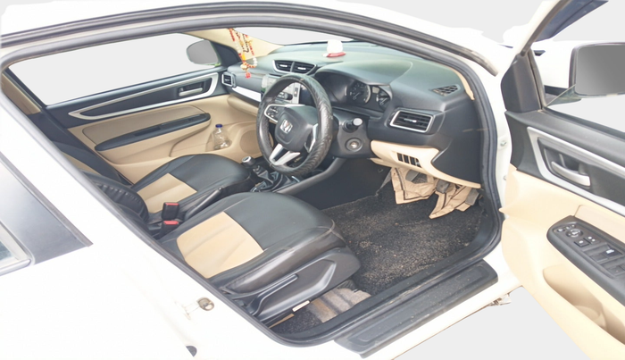 2023 Honda Amaze 1.2L I-VTEC S, Petrol, Manual, 19,915 km, interior