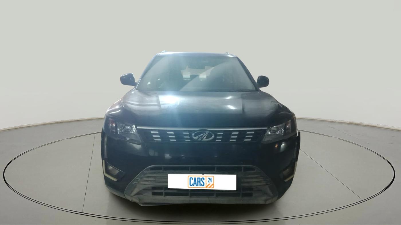 2020 Mahindra XUV300 W6 1.5 Diesel, Diesel, Manual, 1,70,378 km, exterior