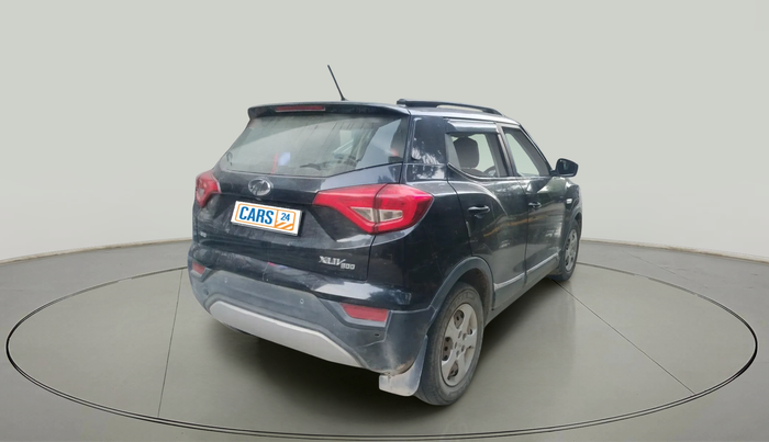 2020 Mahindra XUV300 W6 1.5 Diesel, Diesel, Manual, 1,70,378 km, exterior