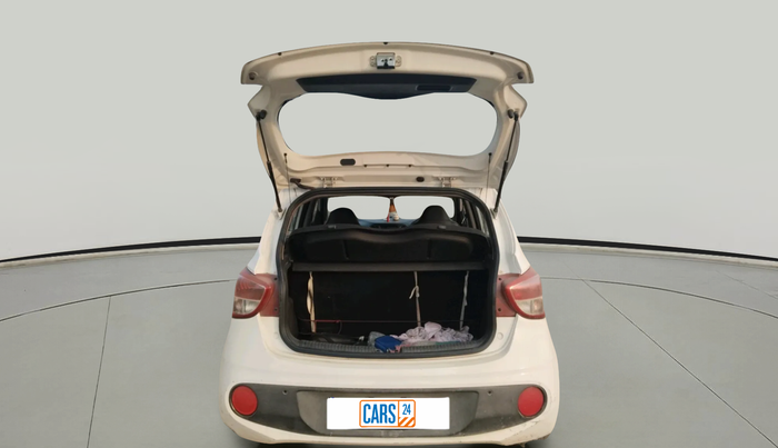 2017 Hyundai Grand i10 SPORTZ (O) 1.2 KAPPA VTVT, Petrol, Manual, 68,522 km, exterior