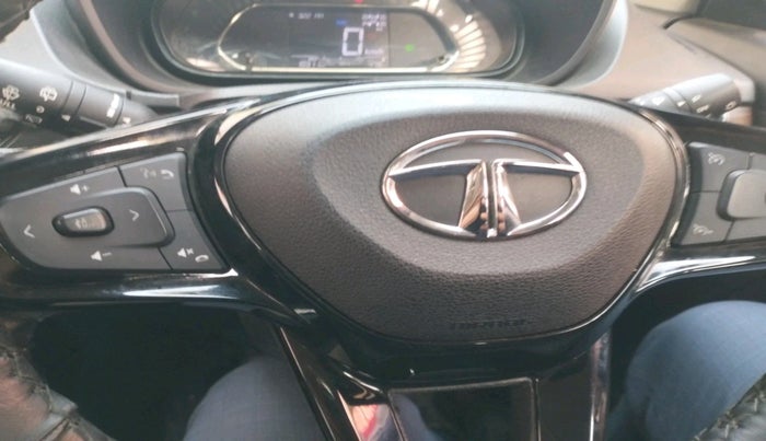 2022 Tata NEXON XZ PLUS PETROL KAZIRANGA, Petrol, Manual, 10,311 km, interior