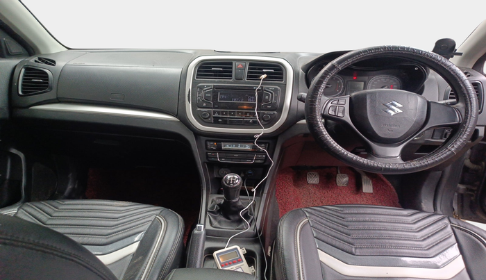 2020 Maruti Vitara Brezza LXI, Petrol, Manual, 46,968 km, interior