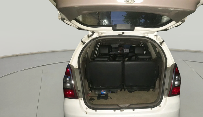 2015 Toyota Innova 2.5 G 7 STR, Diesel, Manual, 87,388 km, exterior