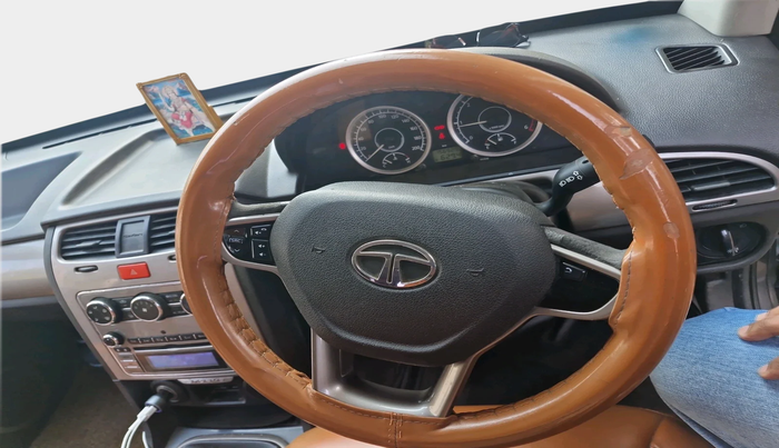 2018 Tata Safari Storme 2.2 EX 4X2, Diesel, Manual, 1,56,925 km, interior