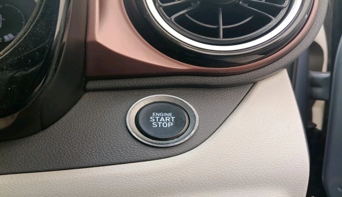 2021 Hyundai AURA SX PLUS 1.2 AMT, Petrol, Automatic, 28,145 km, interior