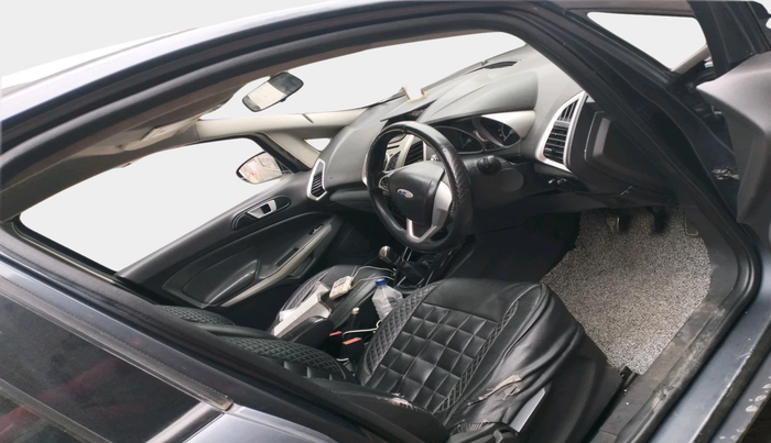 2013 Ford Ecosport TITANIUM 1.5L DIESEL, Diesel, Manual, 2,11,406 km, interior