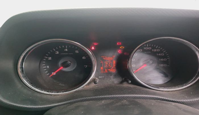 2016 Mahindra TUV300 T8, Diesel, Manual, 67,560 km, interior