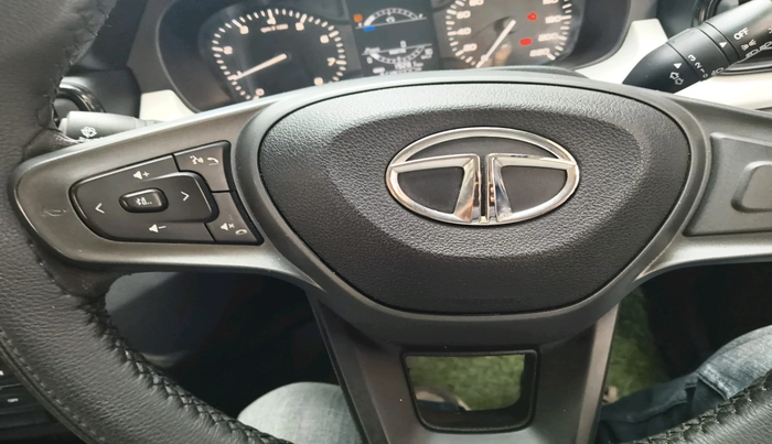 2022 Tata PUNCH PURE MT, Petrol, Manual, 19,281 km, interior
