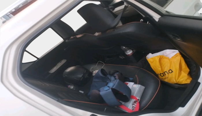 2022 Maruti IGNIS ZETA 1.2, Petrol, Manual, 31,462 km, interior