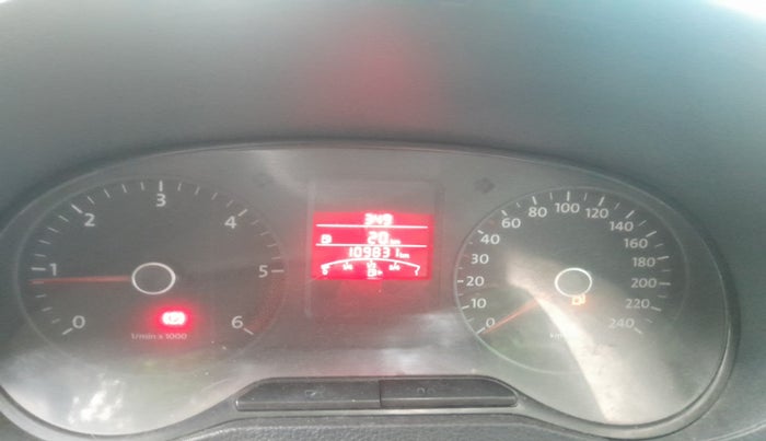 2011 Volkswagen Polo TRENDLINE 1.2L DIESEL, Diesel, Manual, 1,09,831 km, interior