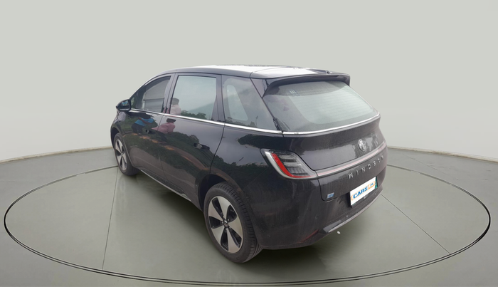 2024 MG Windsor EV Essence, Electric, Automatic, 17,154 km, exterior