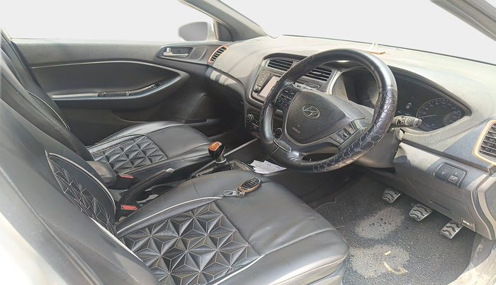 2016 Hyundai i20 Active 1.4 SX, Diesel, Manual, 79,443 km, interior
