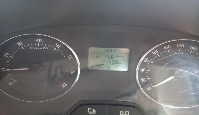 2011 Skoda Fabia ELEGANCE 1.2 MPI, Petrol, Manual, 1,24,990 km, interior