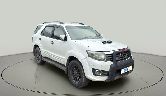 2012 Toyota Fortuner 3.0 4X2 MT, Diesel, Manual, 1,28,947 km, exterior