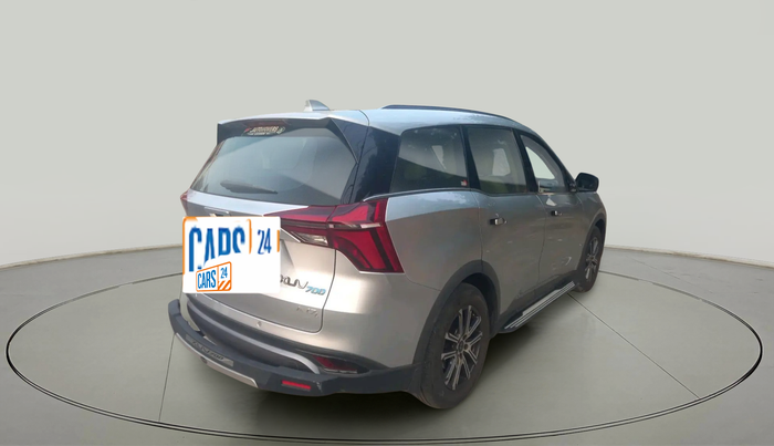 2021 Mahindra XUV700 AX 7 LUXURY P AT 7 STR, Petrol, Automatic, 48,740 km, exterior