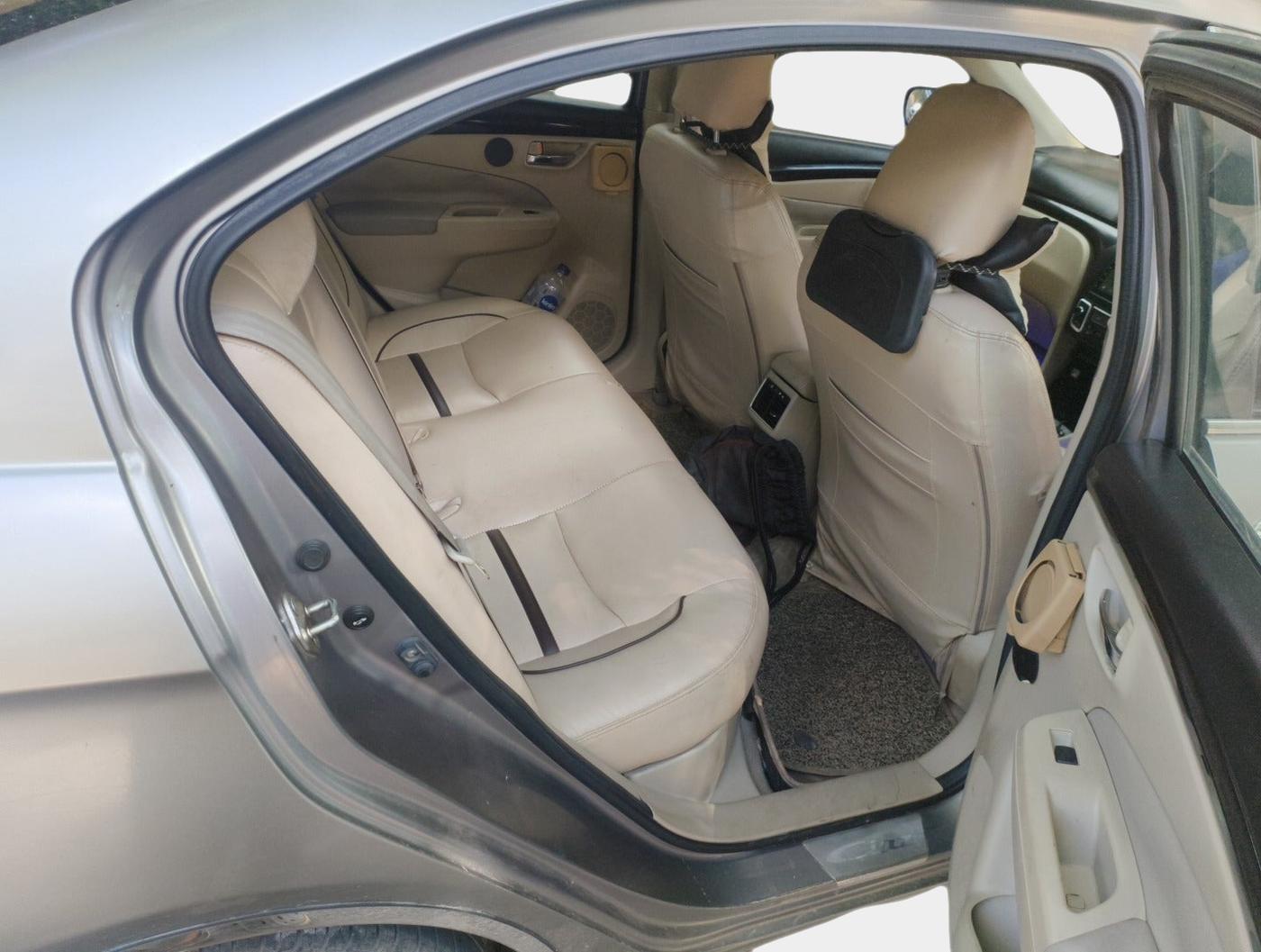 2015 Maruti Ciaz ZXI, Petrol, Manual, 1,36,855 km, interior