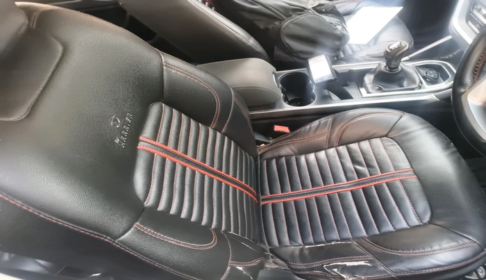 2020 Tata Harrier XT 2.0L KRYOTEC, Diesel, Manual, 64,834 km, interior