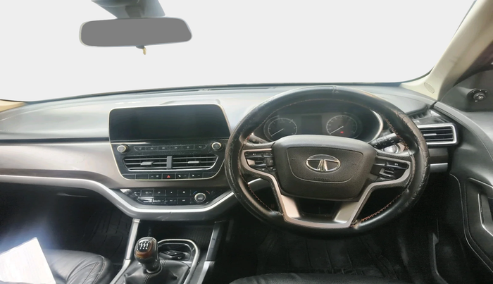 2020 Tata Harrier XT 2.0L KRYOTEC, Diesel, Manual, 64,834 km, interior