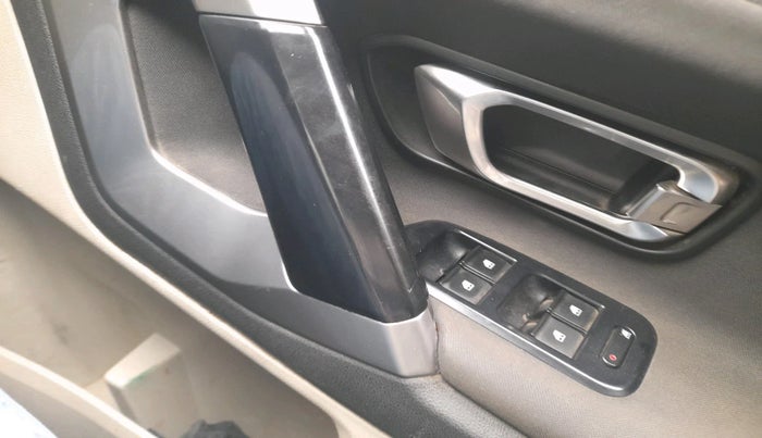 2021 Tata Safari XT PLUS, Diesel, Manual, 1,55,302 km, interior