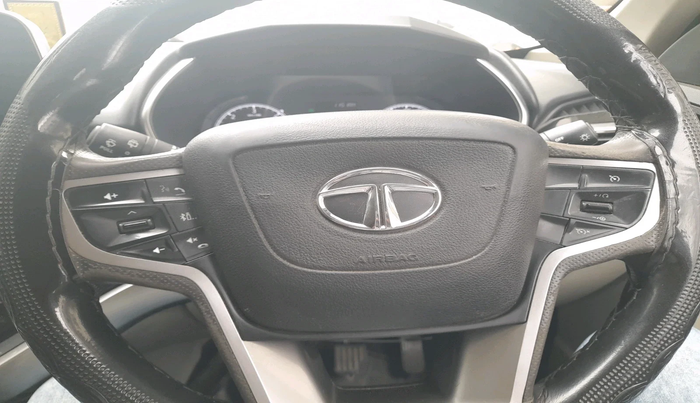 2021 Tata Safari XT PLUS, Diesel, Manual, 1,55,302 km, interior